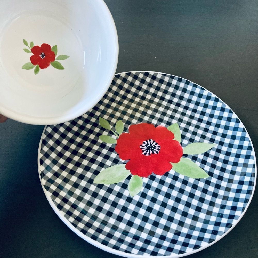 Dolly Parton Farmhouse Buffalo Plaid Floral Plate Bowl Set